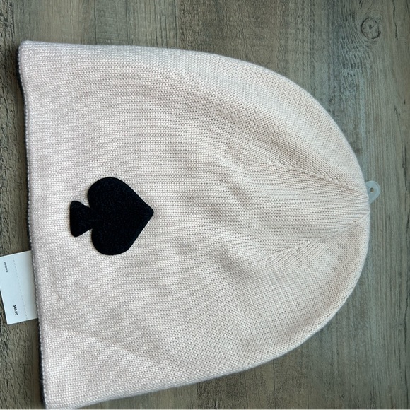 Kate Spade Logo Beanie Hat in Rose Dew NWT - Picture 5 of 8